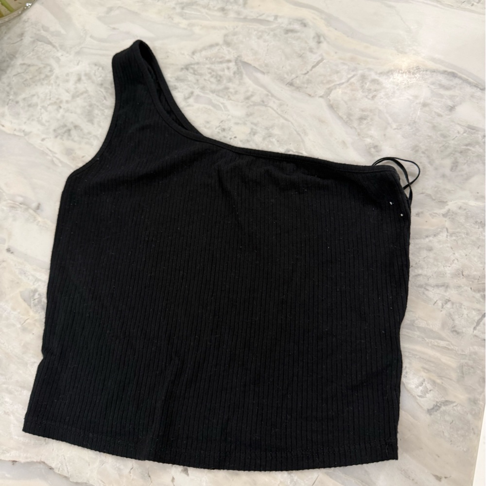 GARAGE Black One-Shoulder Ribbed Crop Top